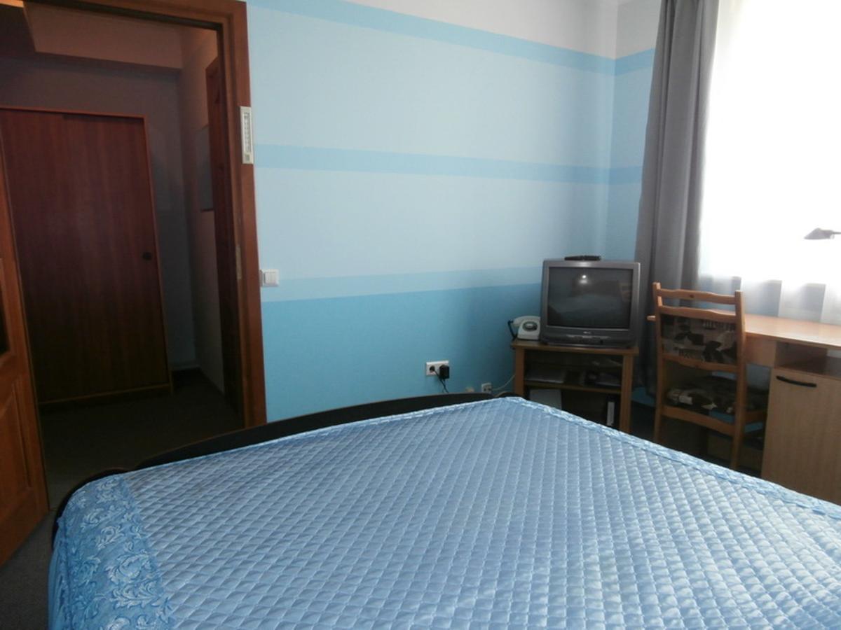 Hotel Muhavets Pruzhany Esterno foto
