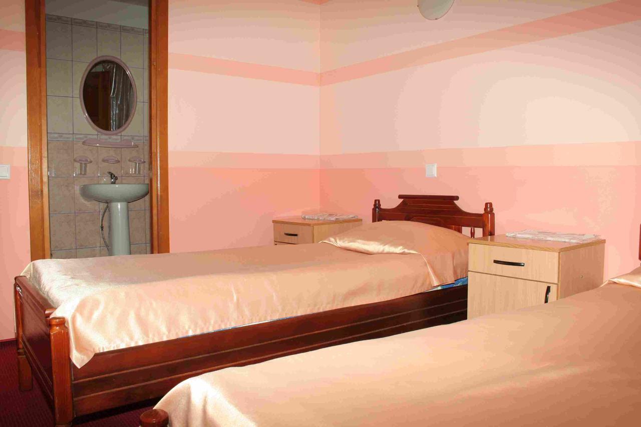 Hotel Muhavets Pruzhany Esterno foto